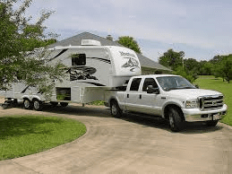 Fifth wheel and truck